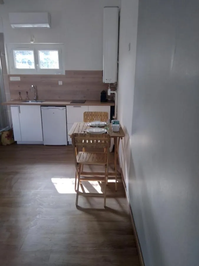 Appartement Les Cigales à Vedène France