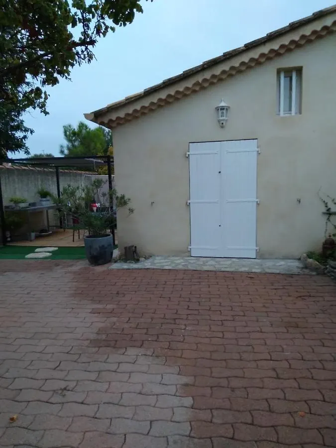 Appartement Les Cigales à Vedène France